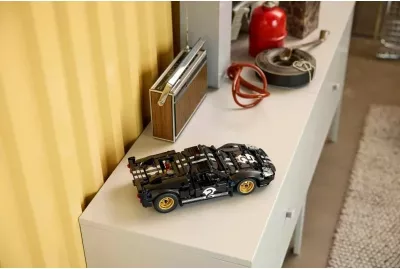 Lego Technic makinë garash 1966 Ford GT40 MKII