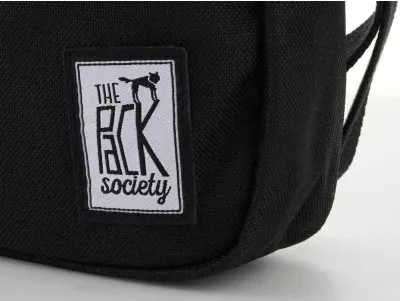 Çantë krahu The Pack Society XSmall, e zezë