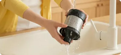 Fshesë me bateri Yaber L10 56AW, 170W, HEPA, 0.6L, 1.3kg, vjollcë/zezë