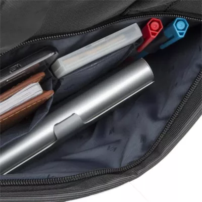 Çantë laptopi RIVACASE 8221 për 13.3", e zezë