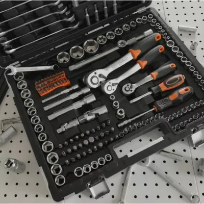 Set veglash VONHAUS 3500186, 215 copë, e zezë/portokalli