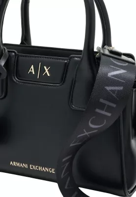Çantë krahu për femra Armani Exchange XW002159 AF26570, e zezë