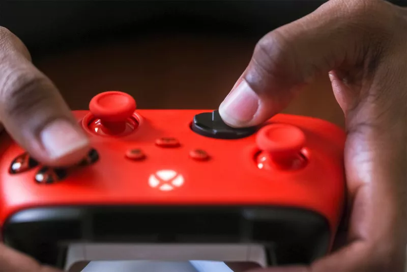 Gamepad Microsoft Xbox Wireless Controller, Bluetooth/USB, i kuq