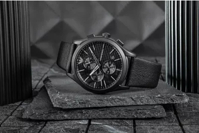 Orë dore me byzylyk për meshkuj Emporio Armani, të zeza