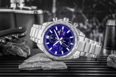 Orë dore për meshkuj Casio Edifice, argjend me blu