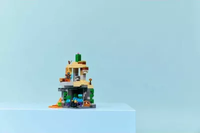 Lodra ndërtimi Lego Minecraft për fëmijë