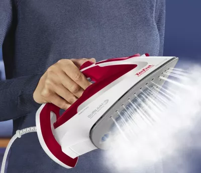 Hekur me avull, Tefal, Easygliss Plus FV5717E0, 2500W, 45 g/min avull, 195 g/min goditje, Durilium Airglide, e kuqe e bardhë