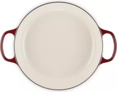 kaserolë e cekët gize, Le Creuset Signature 30 cm, model 21180309494441, me kapak, Rhone e kuqe
