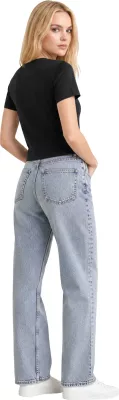 Maicë për femra Calvin Klein Jeans LV047G806G, e zezë [Madhësia: XS]