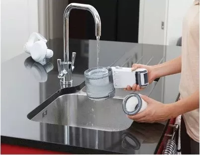 Fshesë dore Black & Decker PV1820L, pa kabllo, argjend