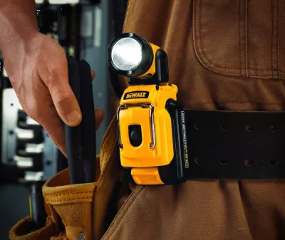 Dritë pune LED AKU DeWalt DCL510N, 10.8 V XR, kokë rrotulluese 180°, pa bateri dhe karikues, verdhë/zezë