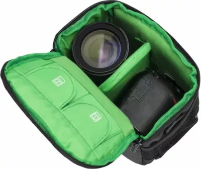 Çantë kamere RIVACASE 7420 PS për DSLR, 170×130×180 mm, e zezë