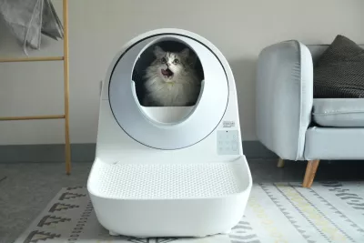 Kuti inteligjente vetëpastruese për rërë maceje Catlink Luxury Pro-X 57 L, 13 L depo mbetjesh, e bardhë, set me 3 qese + 2 filtra