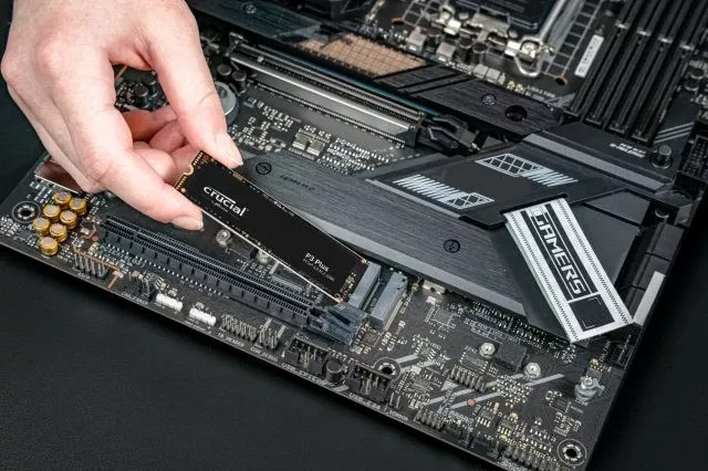 SSD Crucial P3 Plus 1 TB, M.2 PCI Express 4.0, 3D NAND