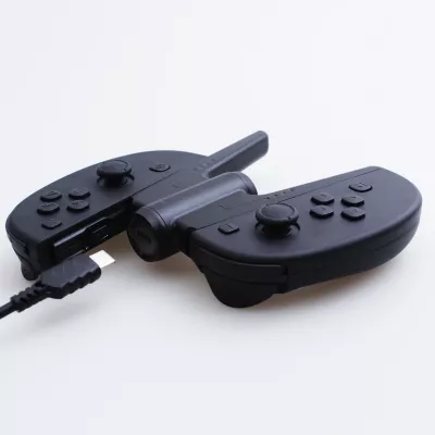 Karikues dual për Joy-Con FREAKS & GEEKS JOY-CONS Dual Charger, kabllo USB-C 2.5 m, i zi