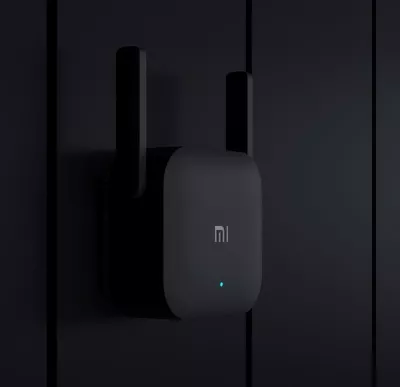 Përsëritës rrjeti Xiaomi Mi Wi-Fi Range Extender Pro, i zi