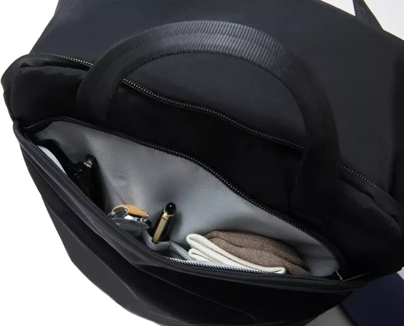 Çantë shpine XD DESIGN Bobby Soft Tote P706.3025, 15L, për laptop 16", kaltër e errët