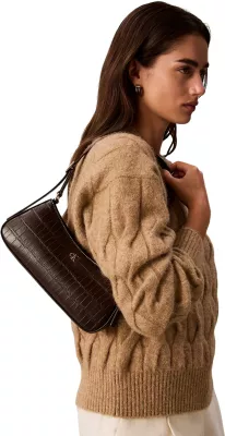 Çantë krahu për femra Calvin Klein LV04F3906G, kafe e errët
