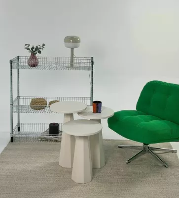 Set tavolinash anësore Skye Decor, Lilyum (57 + 52 + 47), krem