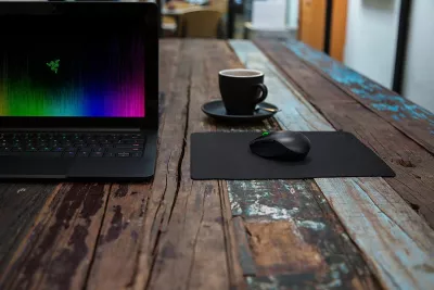 Mauspad Razer Goliathus Mobile Stealth Edition RZ02-01820500-R3M1 215x270x1.5 mm i zi