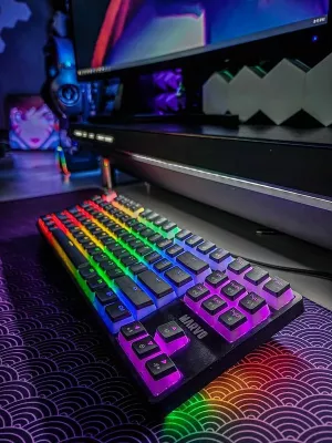 Tastierë mekanike gaming Marvo KG946, switcha të kuq, RGB, me kabllo, TKL, e zezë