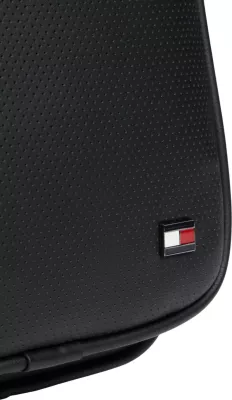 Çantë crossbody për meshkuj Tommy Hilfiger TH Foundation Sling Bag AM0AM14757, e zezë