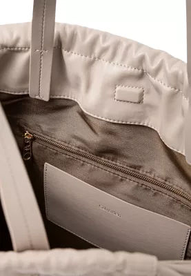 Çantë tote për femra Calvin Klein LV04K3159G, taupe
