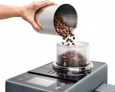 makinë kafeje DeLonghi Rivelia EXAM440.55.G 19 bar, ekran TFT me ngjyra 3.5", Bean Switch, LatteCrema Hot, Pebble Blue
