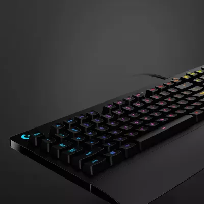Tastierë gaming Logitech G213 Prodigy, full-size, RGB LED, QWERTZ, e zezë