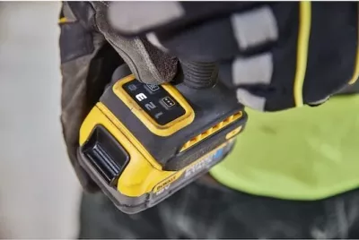 Vidafiksues me goditje DeWalt DCF860N-XJ, 18V, brushless, 1.1 kg, verdhë/zi