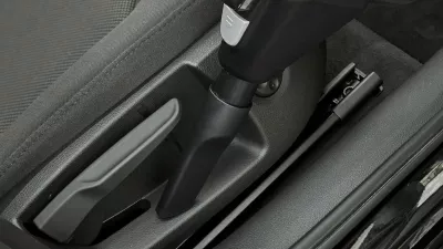 Fshesë me vakum BOSCH BCS 711XXL, e zezë