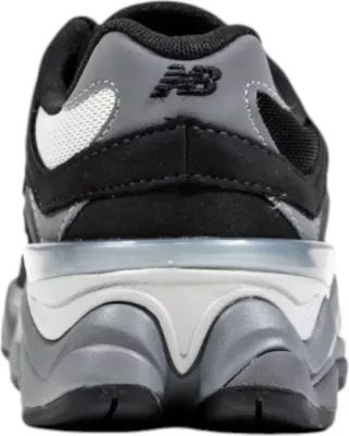 Atlete për femra New Balance 9060 GC9060BK, të zeza [Madhësia: 38]