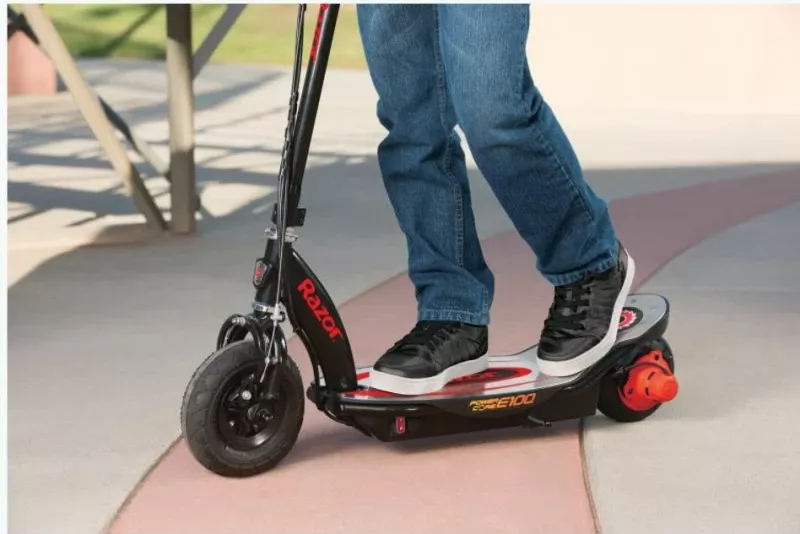 Skuter elektrik Razor, i kuq