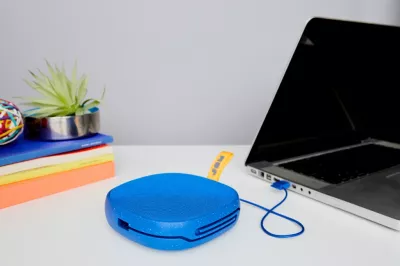 Altoparlant Jam Audio Hang Tight Bluetooth, rreze 30 m, hands-free, kabllo karikimi e integruar, blu