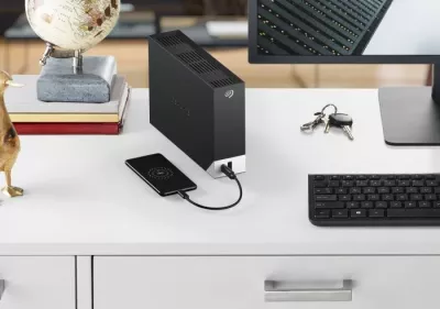 Hard disk i jashtëm Seagate One Touch Hub STLC20000400 20TB 3.5\" USB 3.0/USB-C, i zi