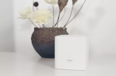 Router portativ Tenda Nova MW3, Dual-band (2.4 GHz / 5 GHz), Wi-Fi 5 (802.11ac), Bardhë