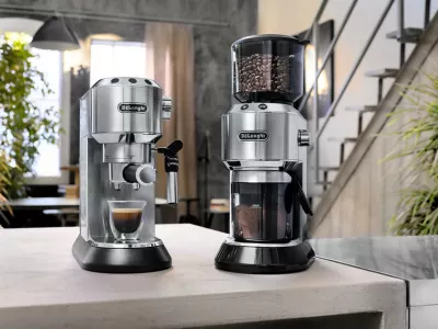 Aparat espresso De’Longhi Dedica Style EC 685.M, 1.1 L, 1300 W, i zi, metalik, argjend