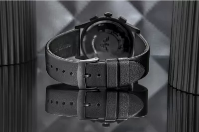 Orë dore me byzylyk për meshkuj Emporio Armani, të zeza