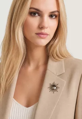 Spillë për femra I am Spille Sole, e artë