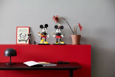 Set ndërtimi LEGO Classic Mickey Mouse & Minnie Mouse, 1739 pjesë, plastikë