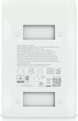 Injektor PoE+ Ubiquiti UACC-POE+-2.5G, 48VDC, 30W, 2.5GbE, i bardhë