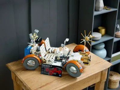 Set LEGO Technic 42182 NASA Apollo Lunar Roving Vehicle