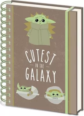 Fletore Pyramid Star Wars: The Mandalorian “Cutest in the Galaxy” A5, me spirale, me llastik mbyllës jeshil