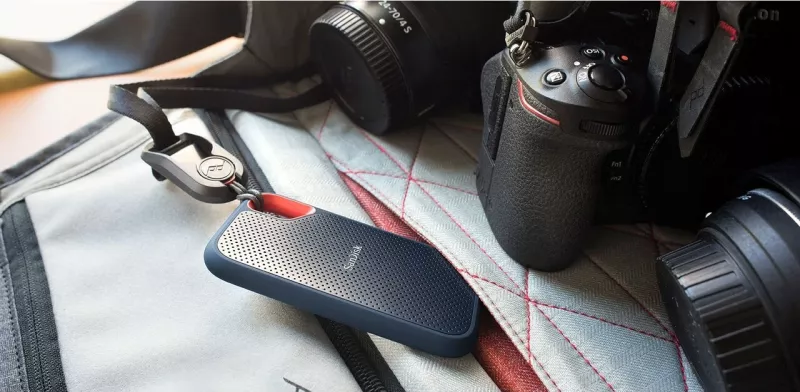 Disk i jashtëm SSD SanDisk Extreme Portable, 2 TB, USB Type-C, 3.2 Gen 2, 1050 MB/s, Mbrojtje me fjalëkalim, E zezë