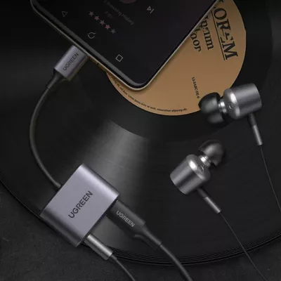 Adapter AV Ugreen CM231 USB-C në 3.5mm + USB-C, PD/QC 30W, gri