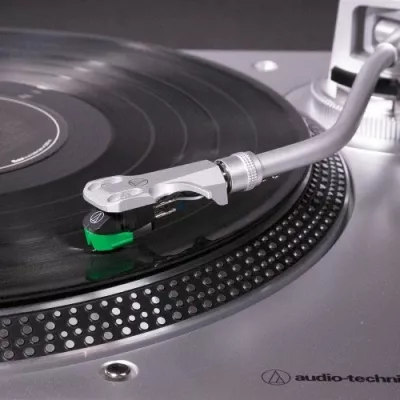Gramafon Audio-Technica AT-LP120X, USB, argjend