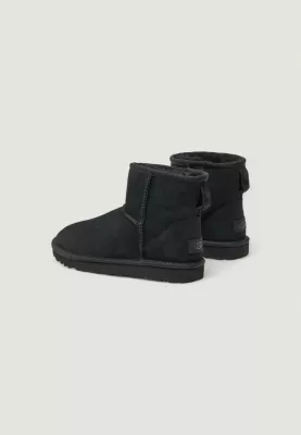 Çizme për femra UGG Classic Mini II 1016222, të zeza [Madhësia: 36]