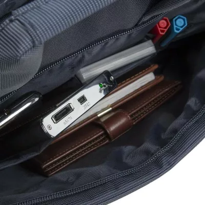 Mbështjellës laptopi RIVACASE Central 8221, 13.3 inç, kaltër