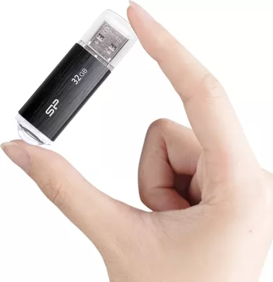 USB Silicon Power, 32 GB USB Type-A 2.0, e zezë