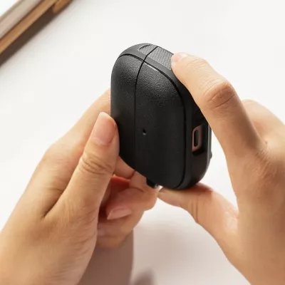 Mbështjellës Ringke Onyx për Samsung Galaxy Buds 3/3 Pro, MagSafe, me karabinë, e zezë